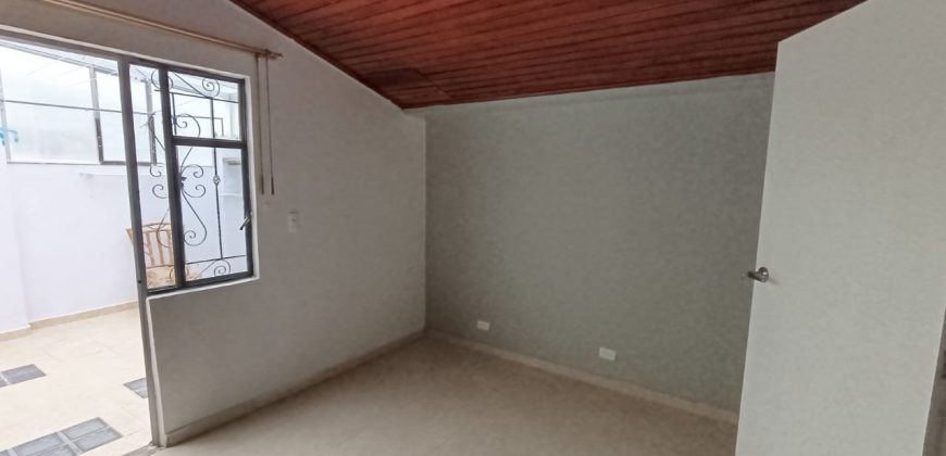 Casa en arriendo barrio la Colina