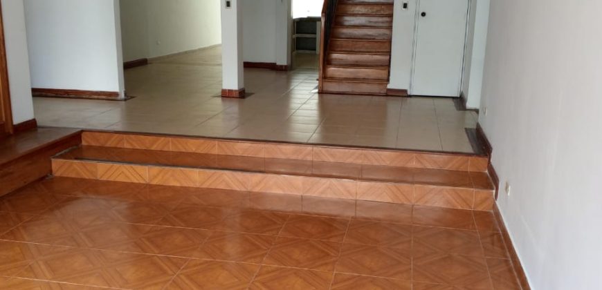 Casa en arriendo sector Palermo