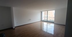 Apartamento en arriendo en el sector de Versalles
