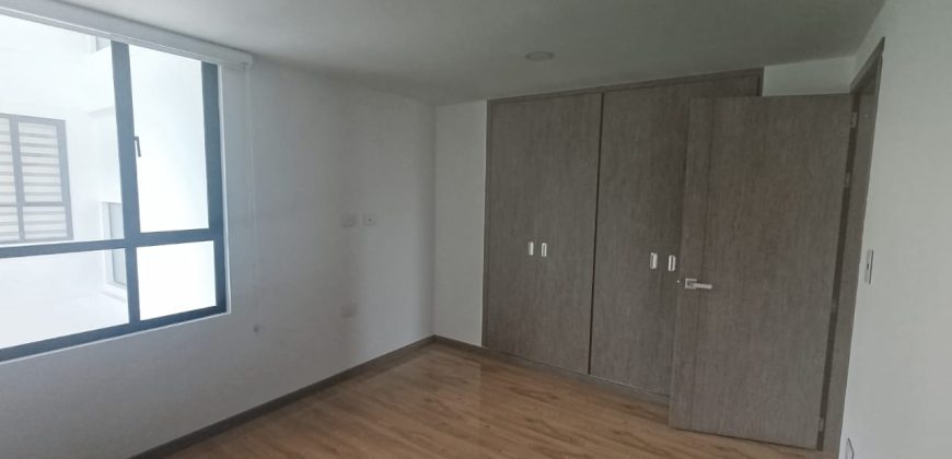 Apartamento en arriendo en el sector de Versalles