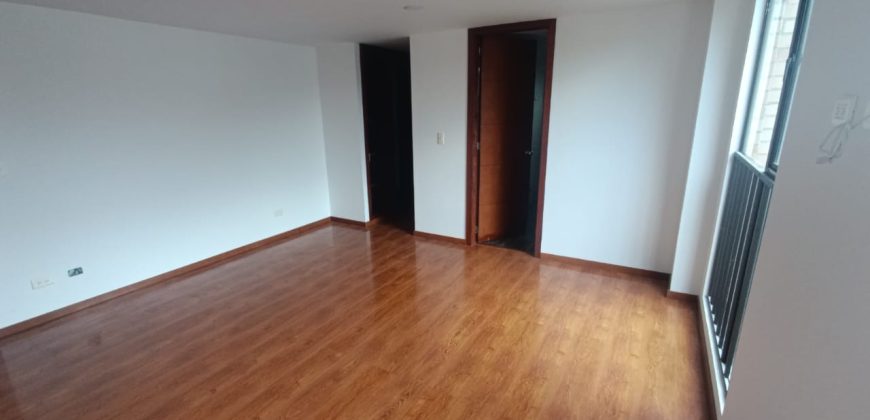 Apartamento Dúplex en Arriendo Ed Arboleda