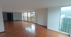 Apartamento Dúplex en Arriendo Ed Arboleda