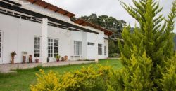 Casa Campestre en Venta  Altos de Chapalito