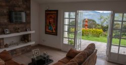 Casa Campestre en Venta  Altos de Chapalito