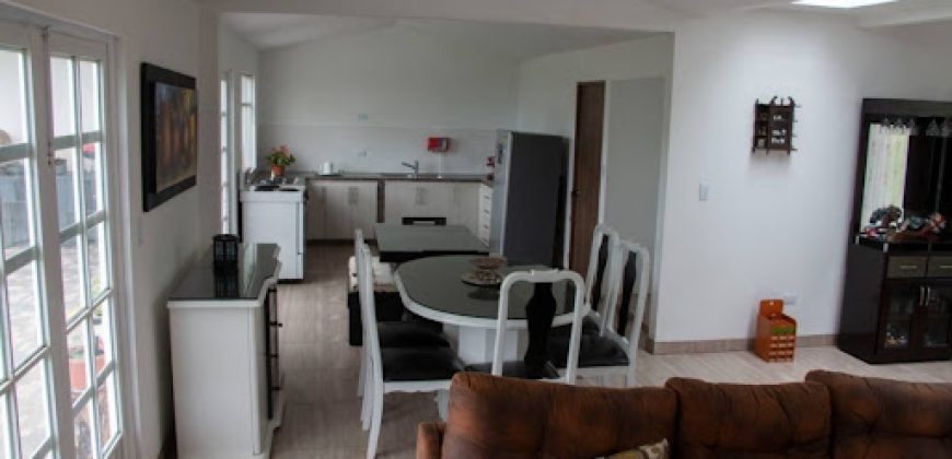 Casa Campestre en Venta  Altos de Chapalito