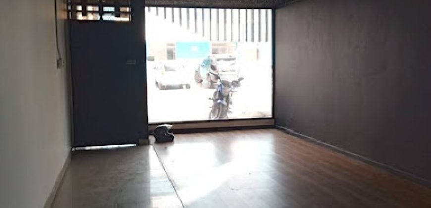 Casa en Arriendo para Comercio- Versalles