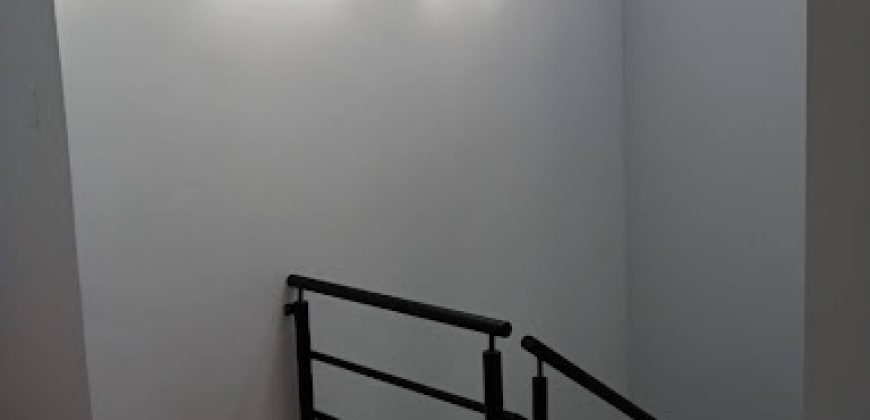 Casa en Arriendo para Comercio- Versalles