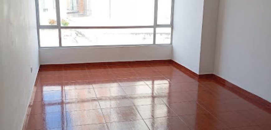 Se arrienda apartamento en el centro de la ciudad