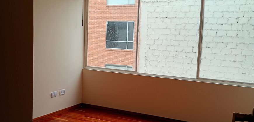 Apartamento en arriendo en la Aurora