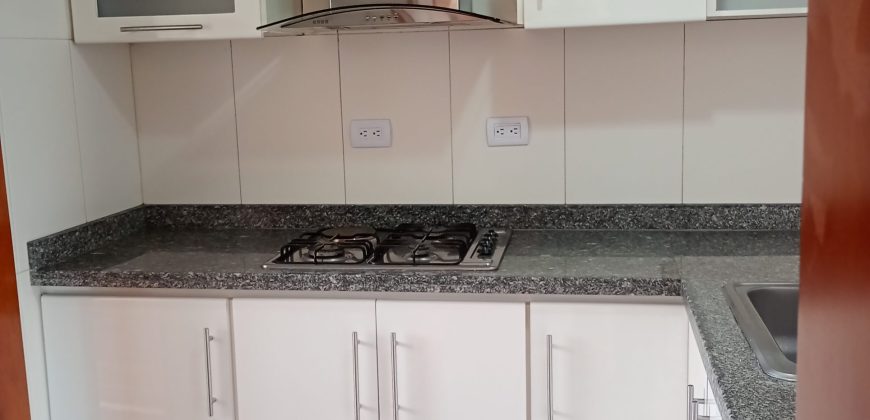 Apartamento en arriendo en la Aurora