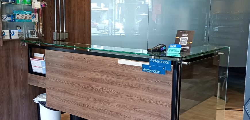 Local comercial en arriendo Av Los estudiantes