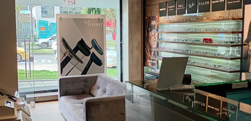 Local comercial en arriendo Av Los estudiantes