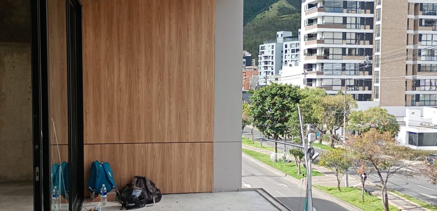 Local Comercial en arriendo Av los Estudiantes