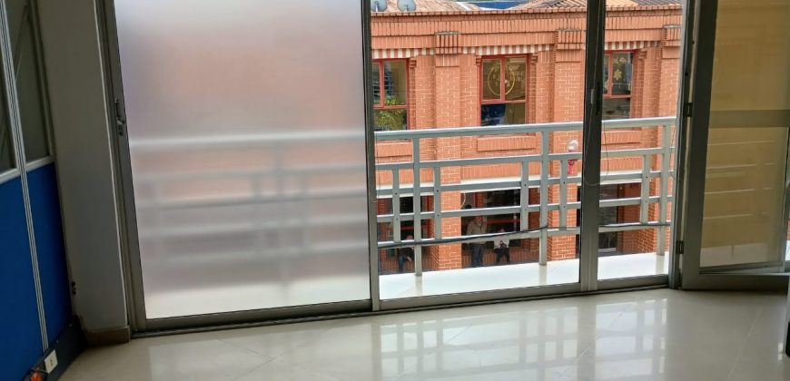 Se arrienda Locales en centro