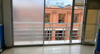 Se arrienda Locales en centro