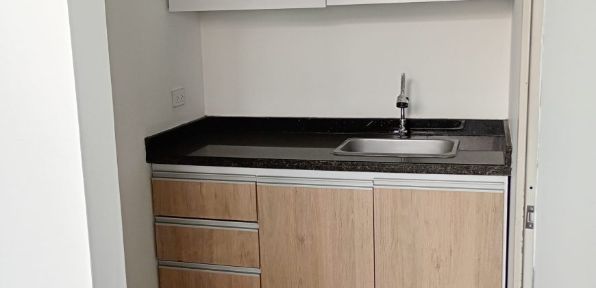 Local en arriendo sector Santiago