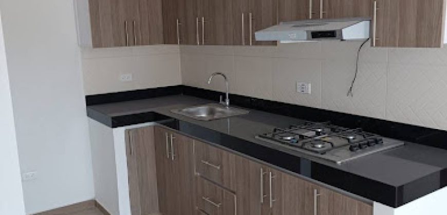 Apartamento nuevo en arriendo/venta en Altamira