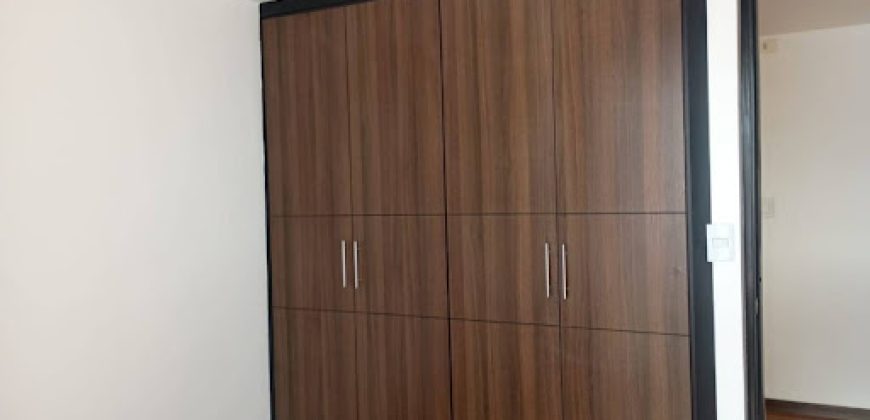 Apartamento en arriendo sector Versalles