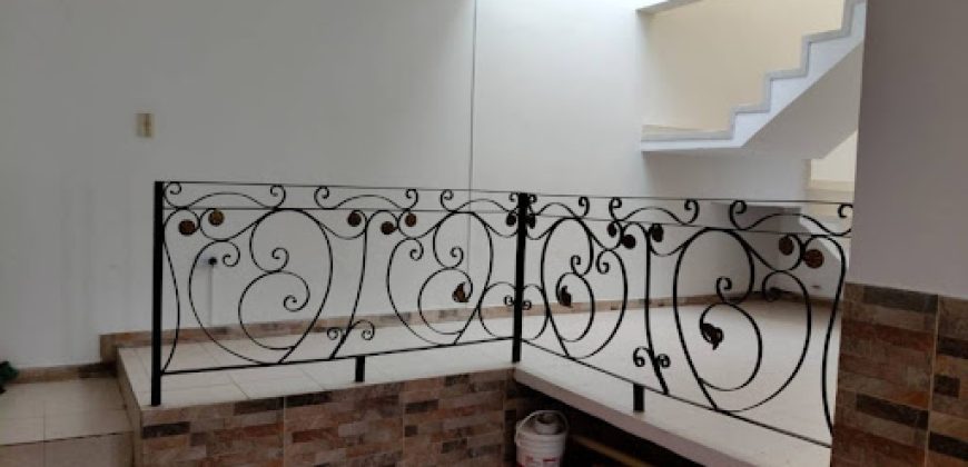 Casa en Arriendo en Los Laureles