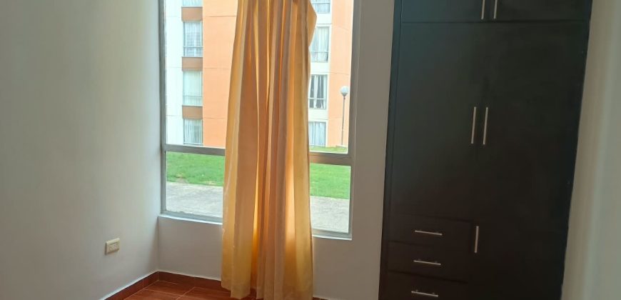 Apartamento en arriendo Altos de la Carolina