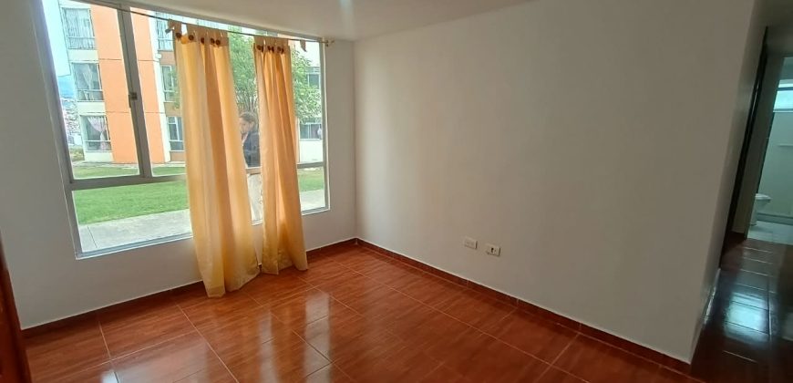 Apartamento en arriendo Altos de la Carolina