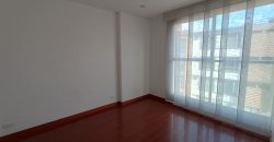Apartamento en arriendo/venta La Riviera