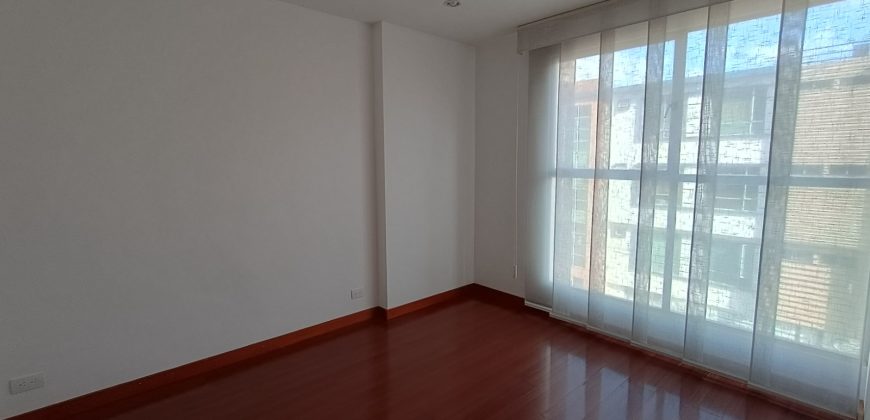 Apartamento en arriendo/venta La Riviera