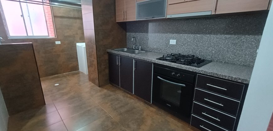 Apartamento en arriendo/venta La Riviera