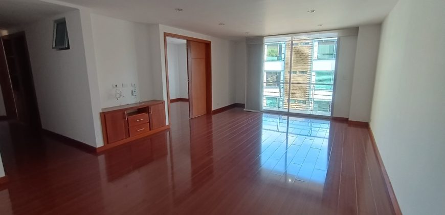 Apartamento en arriendo/venta La Riviera