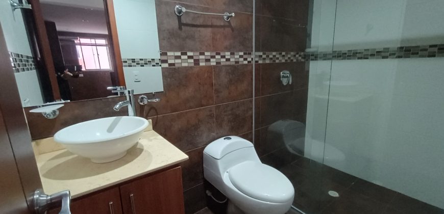 Apartamento en arriendo/venta La Riviera